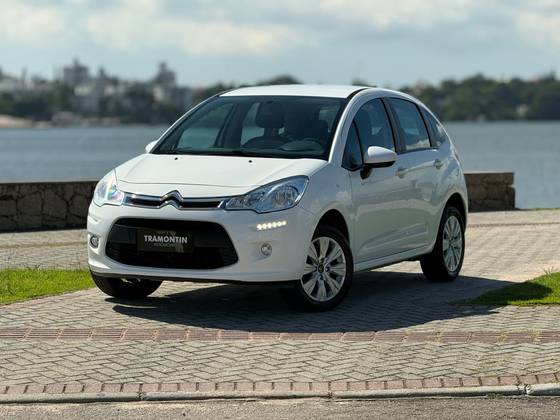 CITROËN C3 1.2 PURE TECH FLEX TENDANCE MANUAL